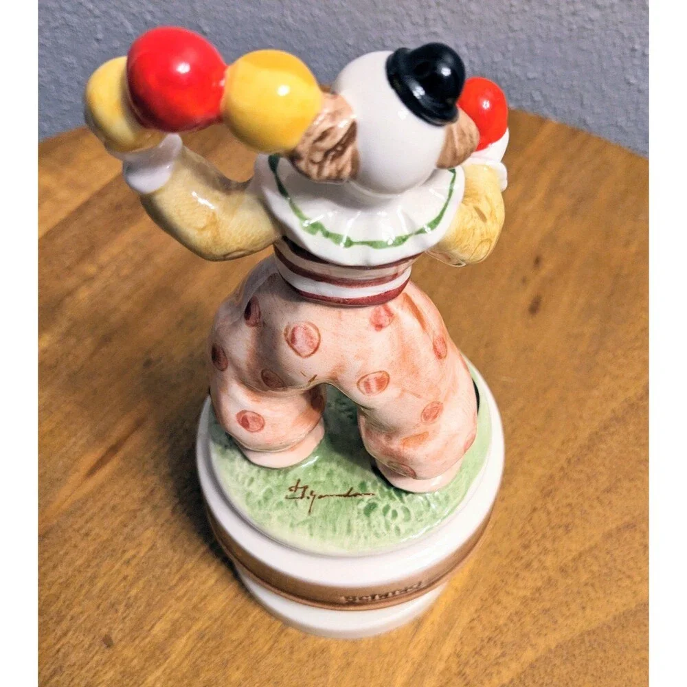 Schmid Be A Clown #377 Porcelain Rotating Music Box Vintage 6